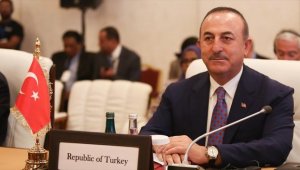 Çavuşoğlu: Somali'nin acılarını dindirmek öncelikle ümmetin görevi