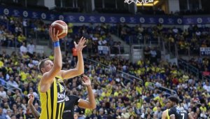 Derbide gülen taraf Fenerbahçe