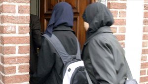 Müslümanlar Fransa'da ayrımcılığa uğruyor