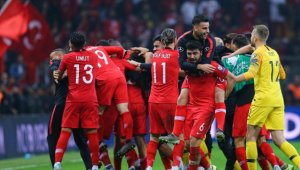 Spor camiasından A Milli Futbol Takımı'na kutlama
