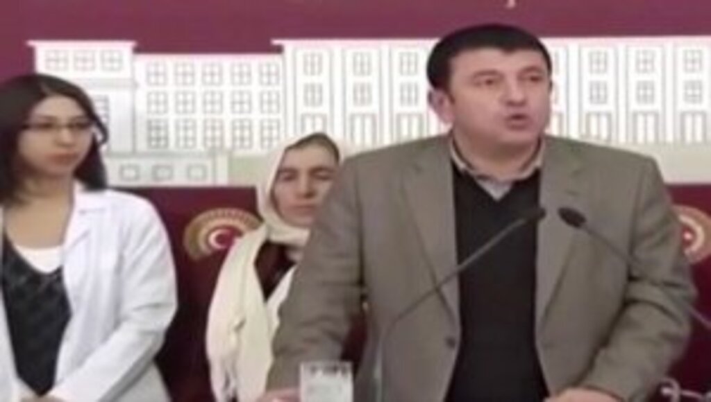 Terörist Özge Aydın YPG/PKK'nın yasa dışı sol örgütlerle ilişkisini bir kez daha ortaya çıkardı