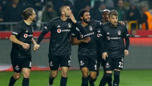 Zorlu Deplasmandan 3 Puan