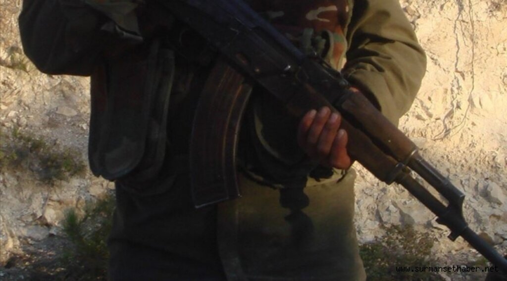 YPG/PKK Suriye'de kimsesiz çocukları zorla silah altına alıyor