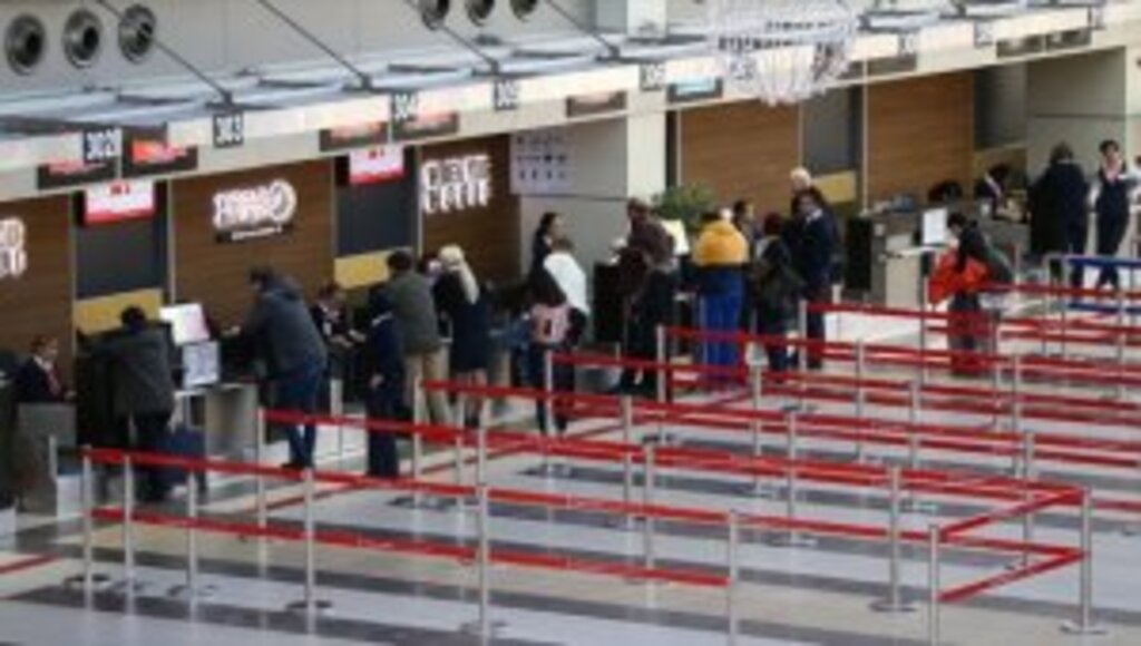 Antalya Havalimanı rekora koştu