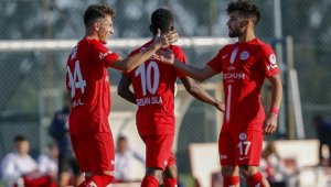 Antalyaspor, son 16 turuna yükseldi