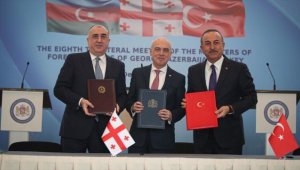 Bakan Çavuşoğlu: Gürcistan ve Azerbaycan ile mükemmel ilişkilerimiz var