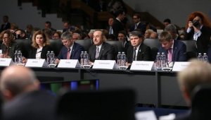 Bakan Çavuşoğlu'dan FETÖ uyarısı