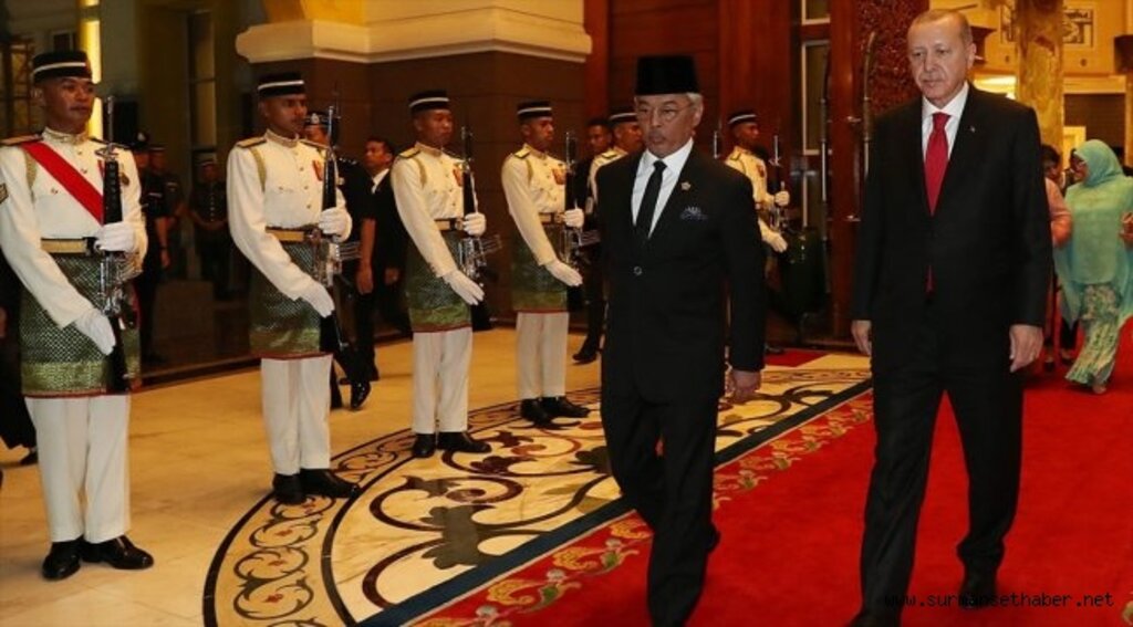 Cumhurbaşkanı Erdoğan Malezya Kralı Sultan Abdullah ile görüştü