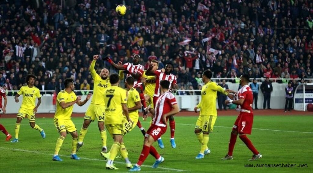 Fenerbahçe'de Ersun Yanal'lı Kötü Gidiş Devam Ediyor