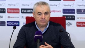 Rıza Çalımbay: Dersler almamız gerekiyor