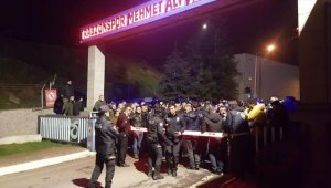 Trabzonspor taraftarlarından Ünal Karaman'a destek
