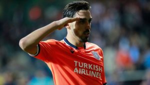 UEFA'dan Asker Selamına Kınama Cezası