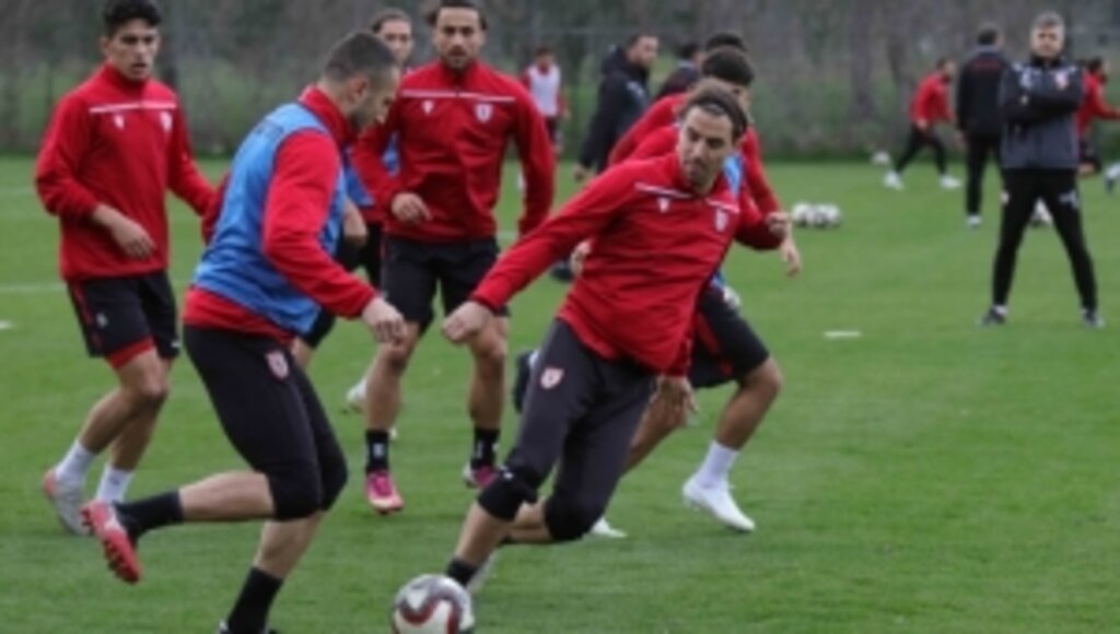 Y.Samsunspor'da ikinci yarı hazırlıkları devam ediyor