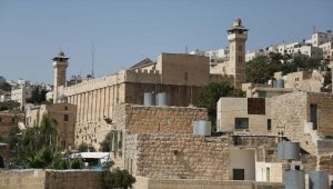Yahudi yerleşimcilerden Harem-i İbrahim Camisi'nde provokatif ayin