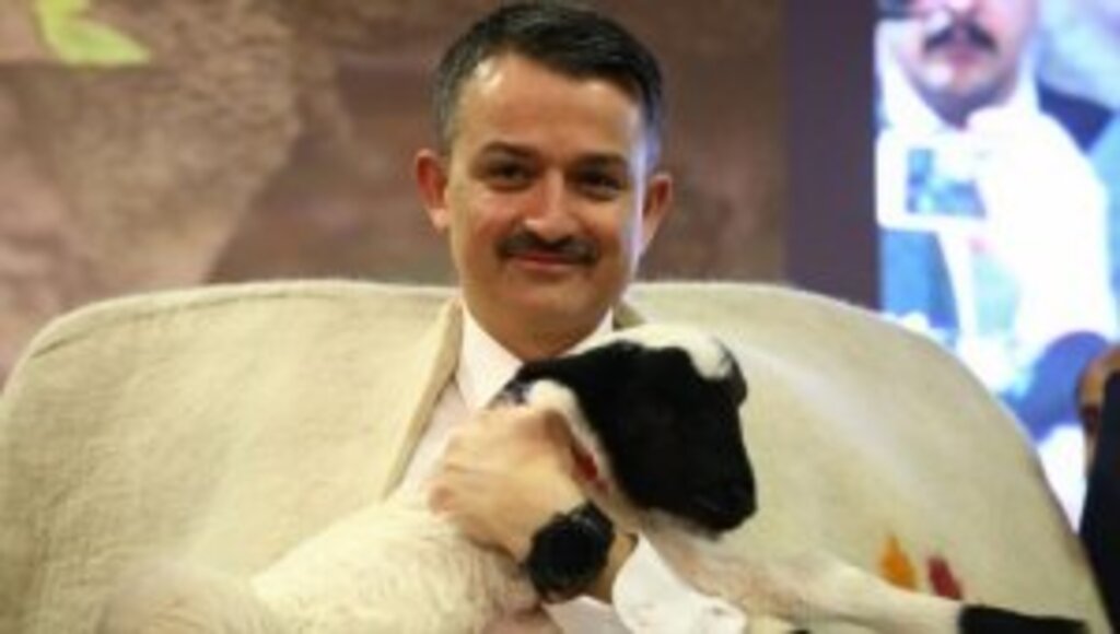  Bakan Pakdemirli: Çiftçiye Müjdeyi Verdi