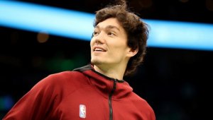 Cedi Osman depremzedeler için 385 bin lira yardım toplandı