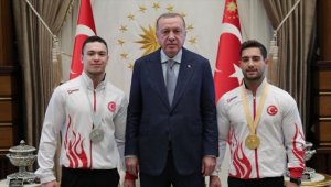 Cumhurbaşkanı Erdoğan, milli cimnastikçileri kabul etti