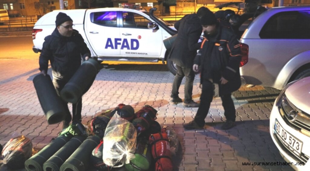 Deprem nedeniyle Elazığ ve Malatya'ya çevre illerden destek ekipler gönderildi