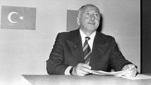 İlk yerli otomobil fikri Necmettin Erbakan'dan