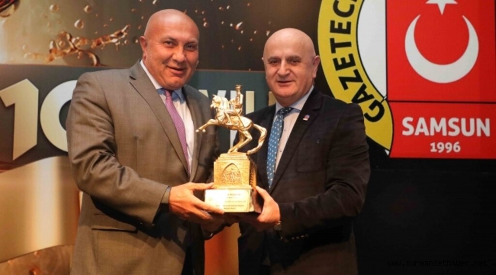 YÜKSEL YILDIRIM'A ONUR ÖDÜLÜ