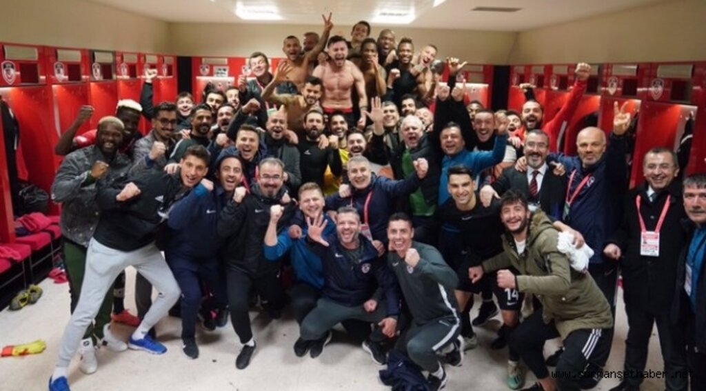 Lider Sivasspor, Gaziantep Deplasmanında Fark Yedi