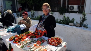 ÖZEL GÜNE ÖZEL ELLERDEN ÇIKAN HEDİYELER