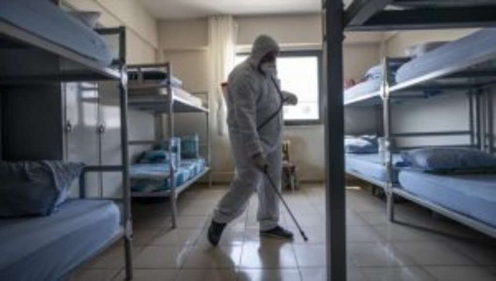 Cezaevlerinde alınan tedbirlerin süresi iki hafta uzatıldı