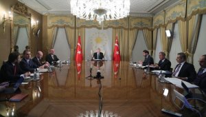 Cumhurbaşkanı Erdoğan, Macron, Merkel ve Johnson'la görüşme gerçekleştirdi