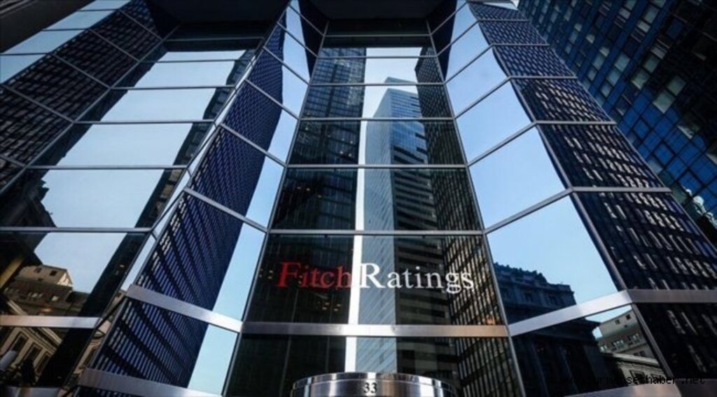 Fitch Kovid-19 nedeniyle küresel büyüme tahminini düşürdü
