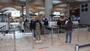 Kovid-19 salgını nedeniyle uçuşu iptal edilen yolculara yeni haklar tanındı