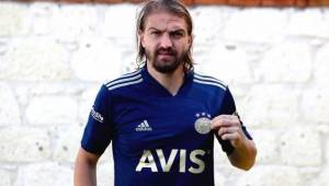 Caner Erkin: Camiama, en sevdiğim yere, çocukluk aşkıma döndüğüm için çok mutluyum