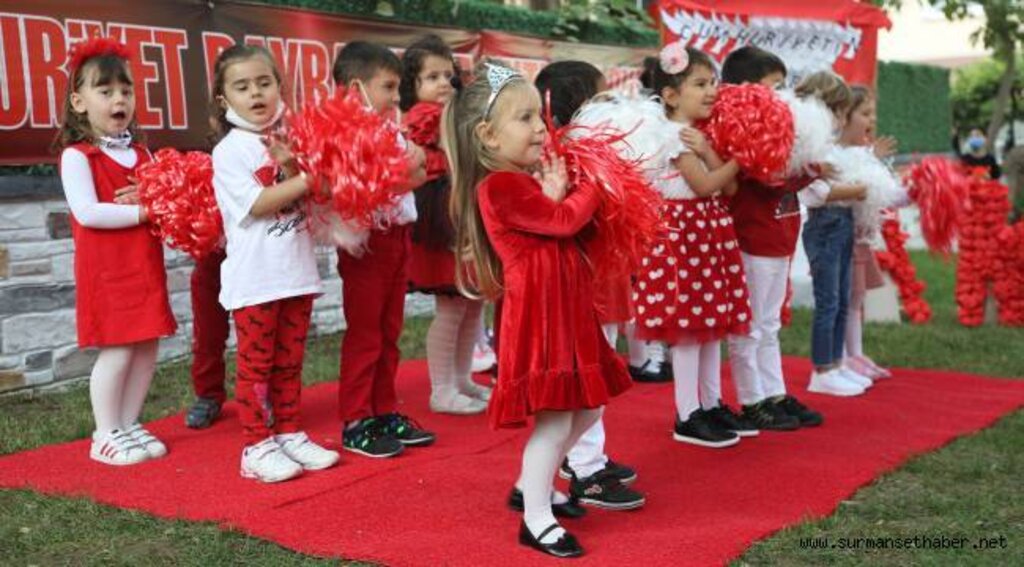 AtaÇocuk Anaokulu Cumhuriyet Bayramı’nda kırmızı-beyaza büründü
