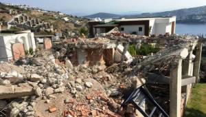 BODRUM'DA KAÇAK YAPILAŞMA İLE MÜCADELE SÜRÜYOR