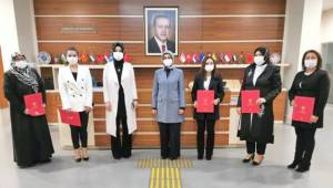 Samsun AK Parti Kadın Kolları İlçe Başkalarında Bayrak Değişimi