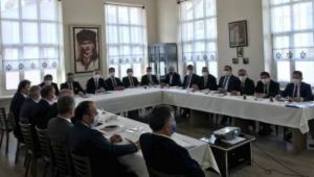 Samsun'da Eğitim Yöneticileri Eğitimin Niteliğini Artırmak İçin Bir Araya geldi.