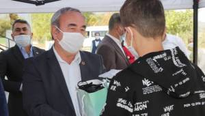 Yardımseverler bağışladı Atakum Belediyesi kırsal mahallelere ulaştırdı