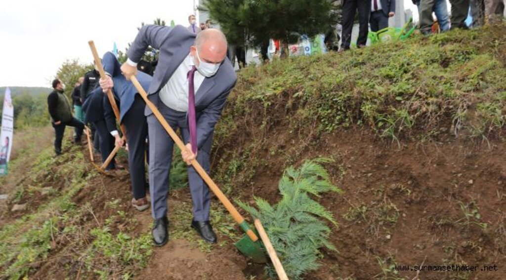 CANİK'TE FİDANLAR 'GELECEĞE NEFES' İÇİN DİKİLDİ