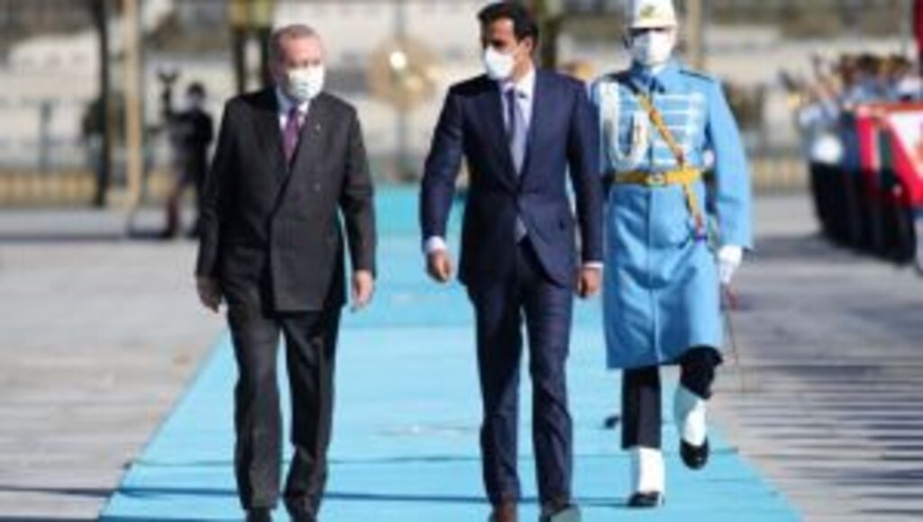 Cumhurbaşkanı Erdoğan Katar Emiri Şeyh Temim'i Külliyede ağırladı.