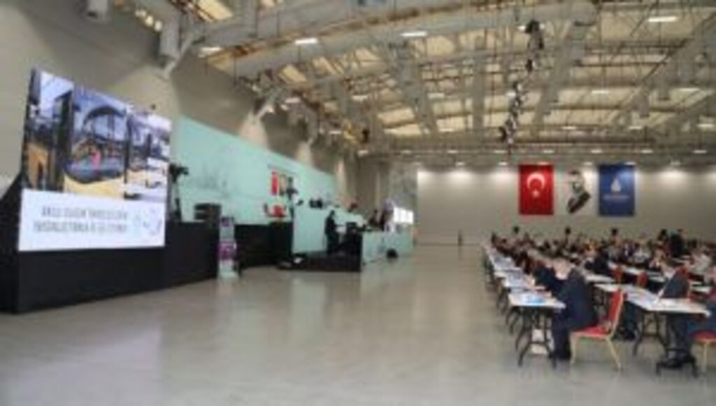 METROBÜS ARAÇLARI YENİLENİYOR