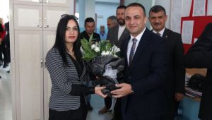 “ÖĞRETMENLER, YARINLARIN MİMARIDIR”