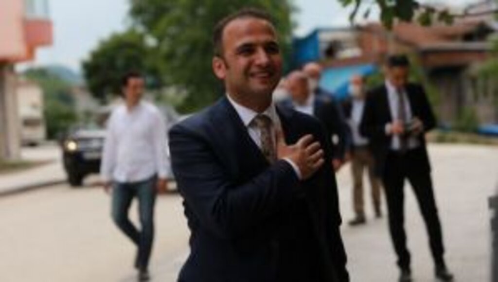 2021’İN HEPİMİZE SAĞLIK, BARIŞ VE HUZUR GETİRMESİNİ DİLİYORUM