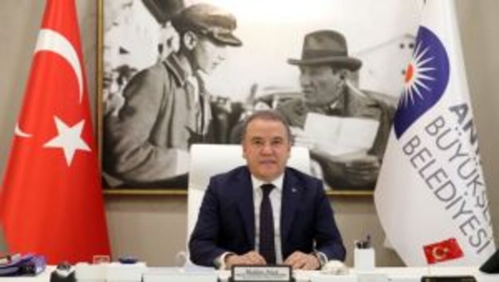 Antalya Büyükşehir Belediye Başkanı Muhittin BÖCEK 'ten Yeni Yıl Mesajı.