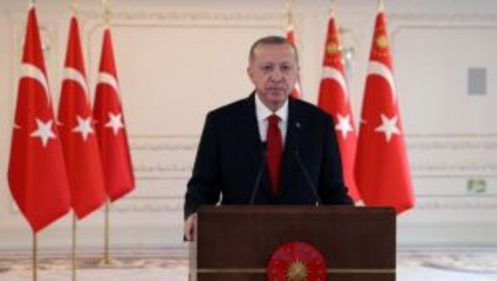 Cumhurbaşkanı Erdoğan; Millet bahçeleriyle şehirlerimizin çehrelerini değiştiriyoruz.