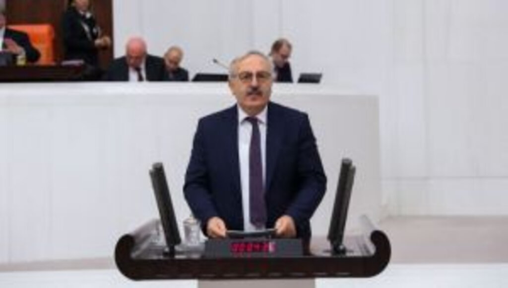 YAŞAR, SAMSUN'UN ULAŞIM PROJELERİNİ SORDU
