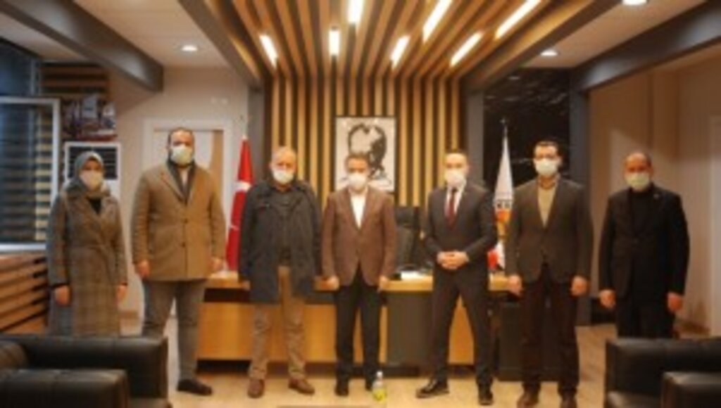 AK Parti İlçe Başkanı Köstek'den Cemil Deveci'ye Baş sağlığı Ziyareti.