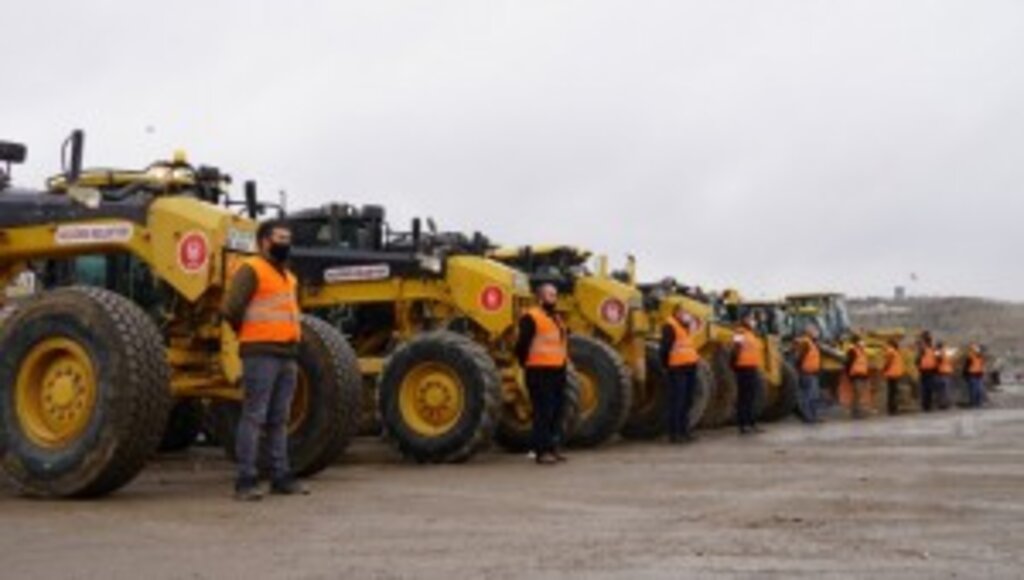 BAŞKAN ALTINOK: KARLA MÜCADELE İÇİN 24 SAAT TEYAKKUZDAYIZ