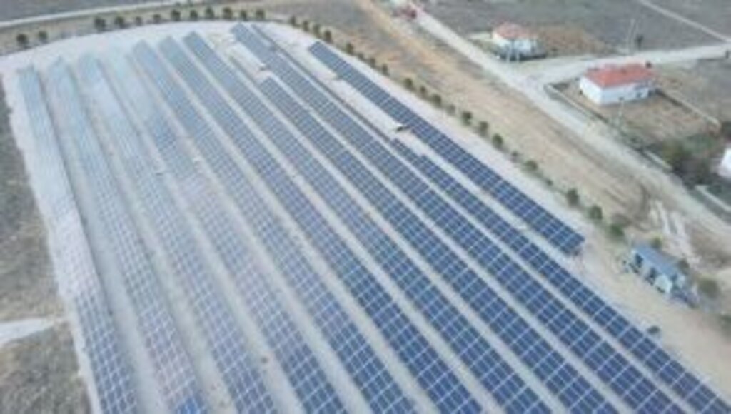 Büyükşehir Belediyesi Korkuteli’ne Güneş Enerji Santrali kurdu