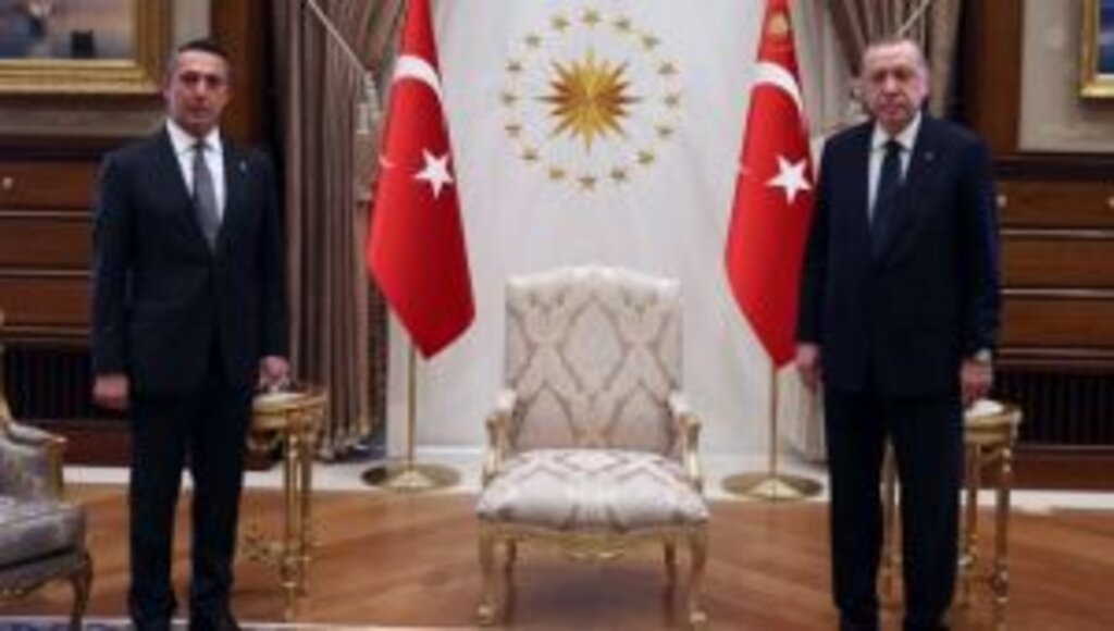 Fenerbahçe Spor Kulübü Başkanı Koç Cumhurbaşkanı Erdoğan'ı Ziyaret Etti.