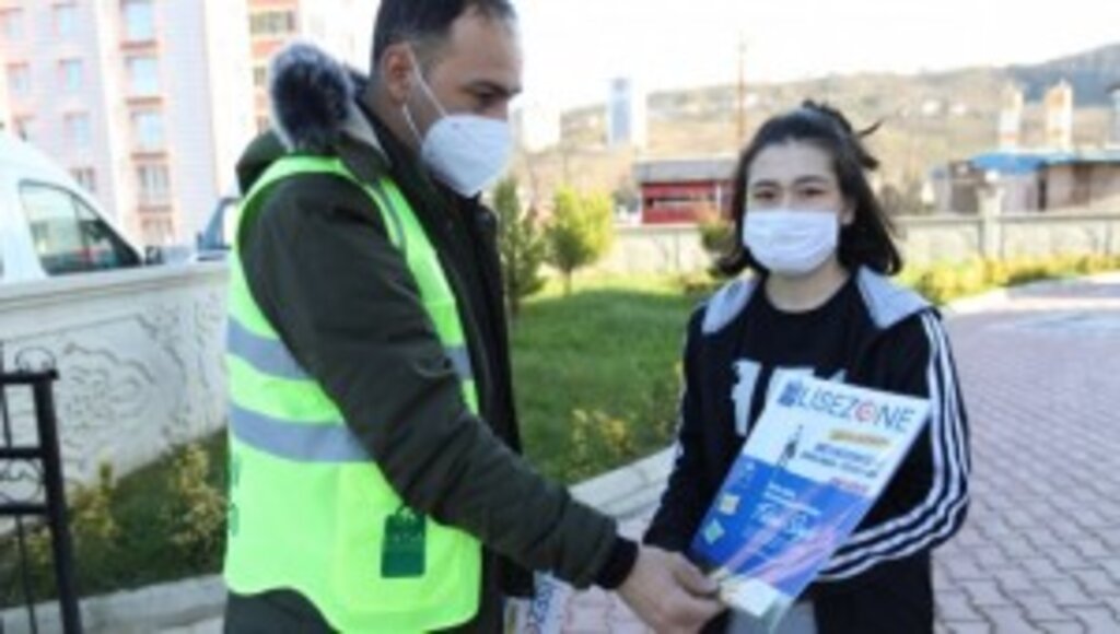 GENÇLER, LİSEZONE DERGİSİNİ BEĞENDİ