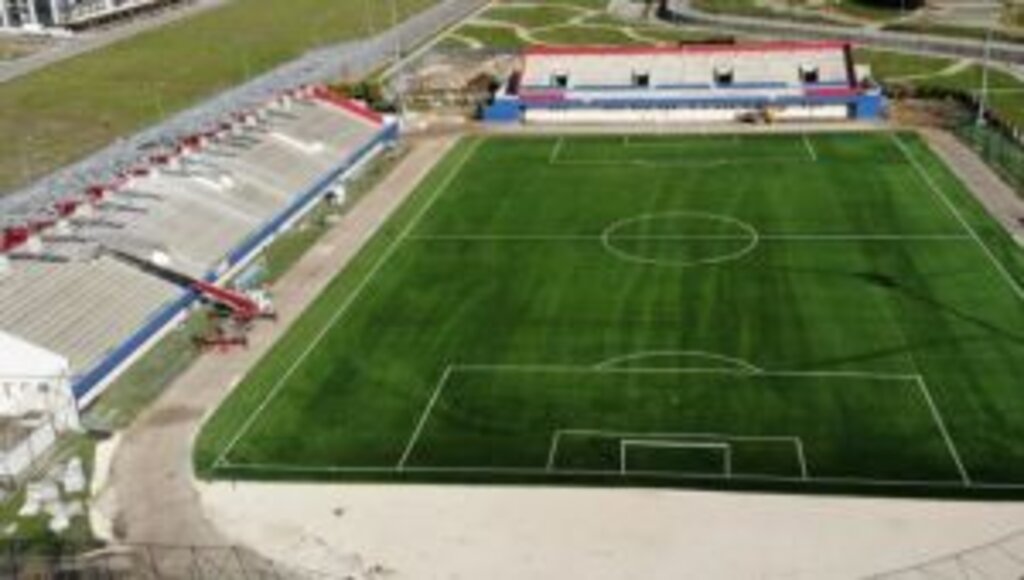 İBB SİLİVRİ MÜJDAT GÜRSÜ STADI’NI YENİLİYOR